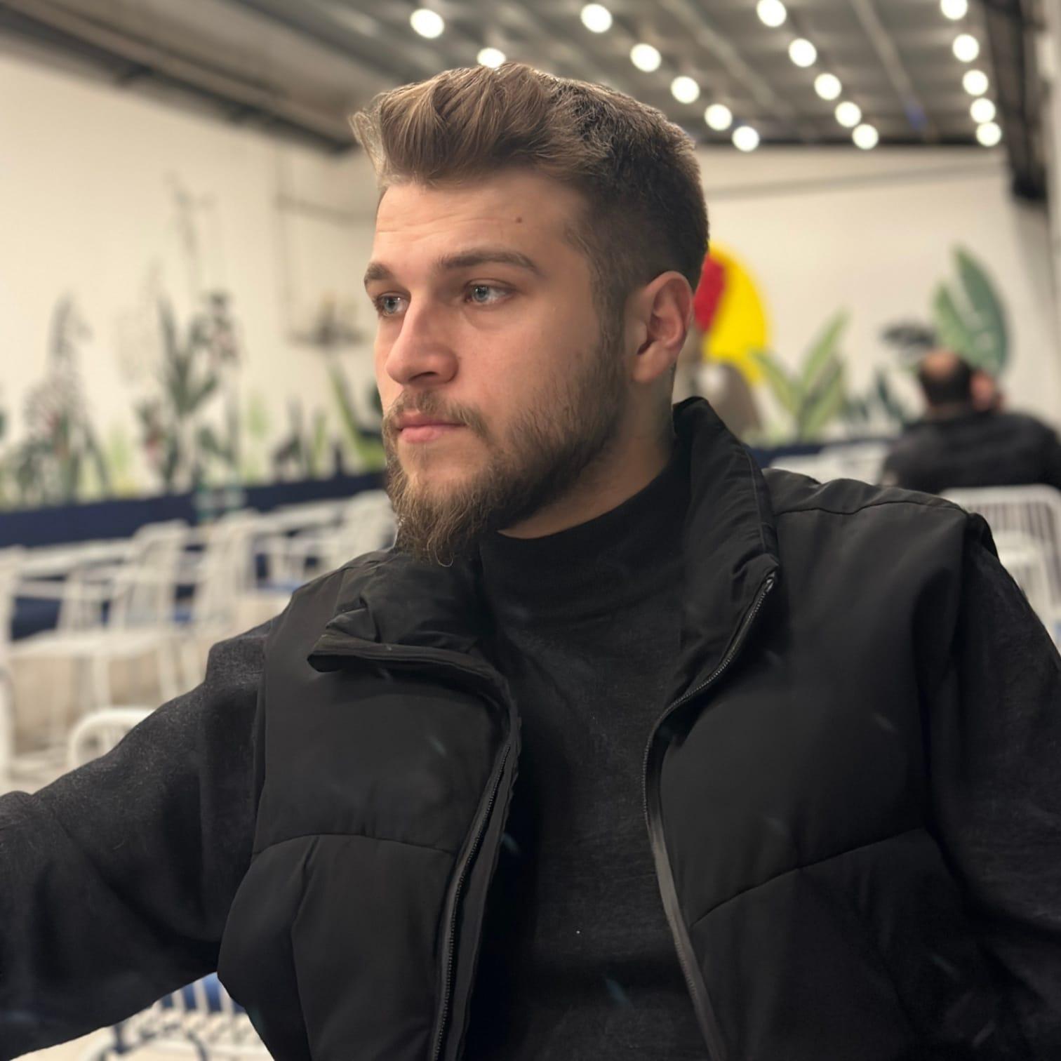 Ebubekir Aytuğ Özmet